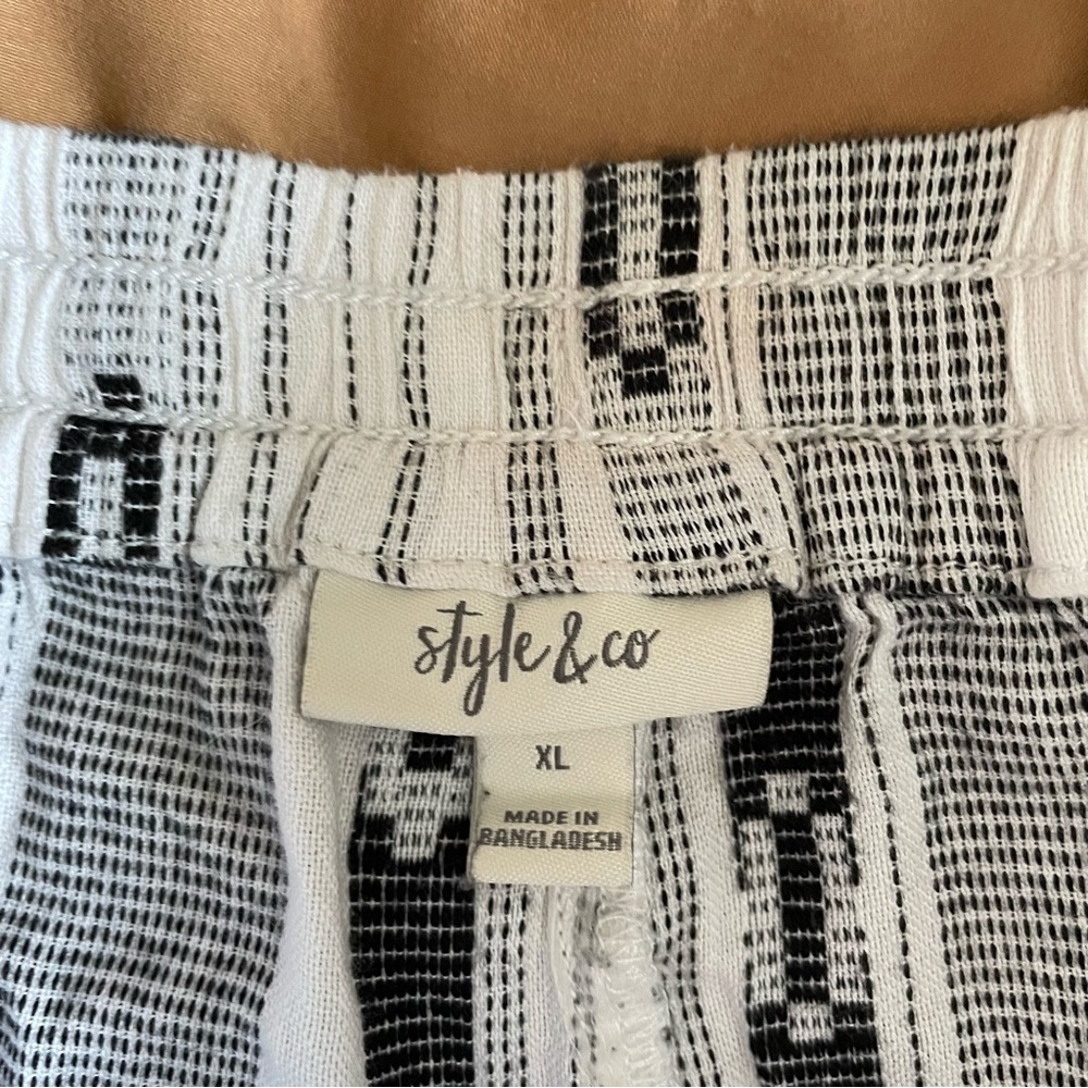 STYLE & CO Black & White Beach Linen Rayon Blend Lightweight Cropped Capri Pants - Picture 4 of 10